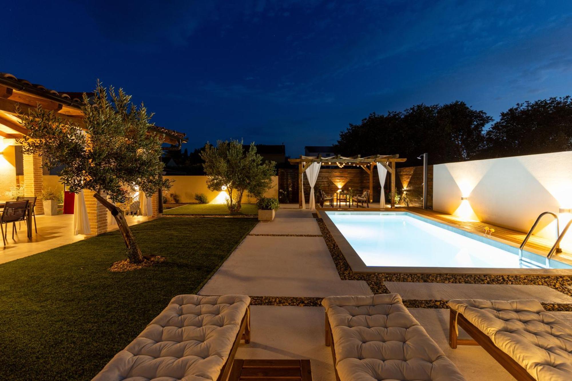 Holiday Home Silencio Biograd Weißenburg Exterior foto